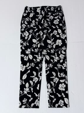 Chico's Black & White Floral Pull-On Pants, Size 1R
